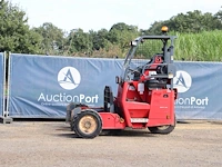 Meeneemheftruck moffett m10 25.4 diesel 2500kg 2013