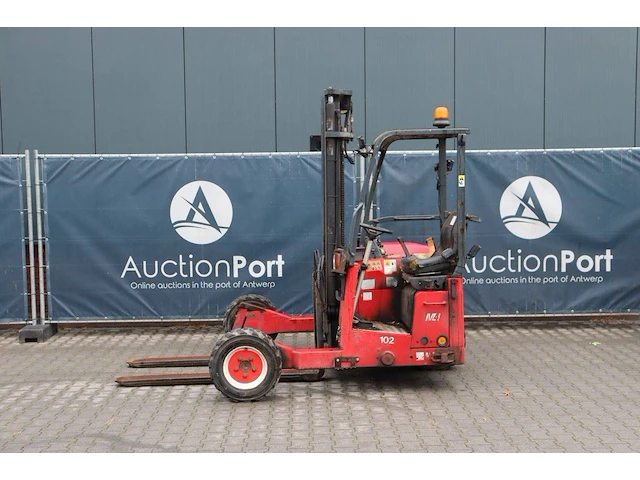 Meeneemheftruck moffett m4 20.3 diesel 2000kg 3.0m 2009 - afbeelding 1 van  1