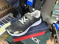 Meer dan 275 paar schoenen - afbeelding 8 van  91