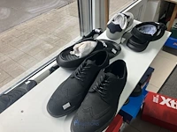 Meer dan 275 paar schoenen - afbeelding 20 van  91