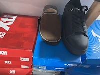Meer dan 275 paar schoenen - afbeelding 25 van  91