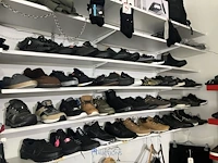 Meer dan 275 paar schoenen - afbeelding 45 van  91