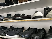 Meer dan 275 paar schoenen - afbeelding 71 van  91