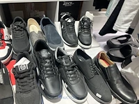 Meer dan 275 paar schoenen - afbeelding 84 van  91