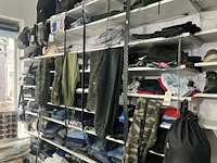 Meer dan 675 kledingstukken - afbeelding 5 van  101