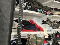 Meer dan 675 kledingstukken - afbeelding 88 van  101
