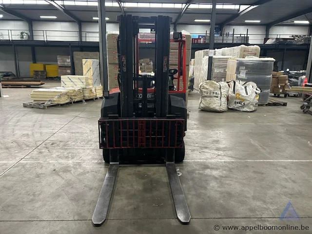 Meerwegheftruck combilift c3000cbe, hefvermogen 3.000 kg, bouwjaar 2017, 7.784 kg, serienummer 36933. werking niet gekend. - afbeelding 3 van  6