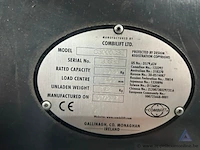 Meerwegheftruck combilift c3000cbe, hefvermogen 3.000 kg, bouwjaar 2017, 7.784 kg, serienummer 36933. werking niet gekend. - afbeelding 4 van  6