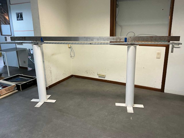 Meetlat op stalen onderbouw - afbeelding 1 van  8