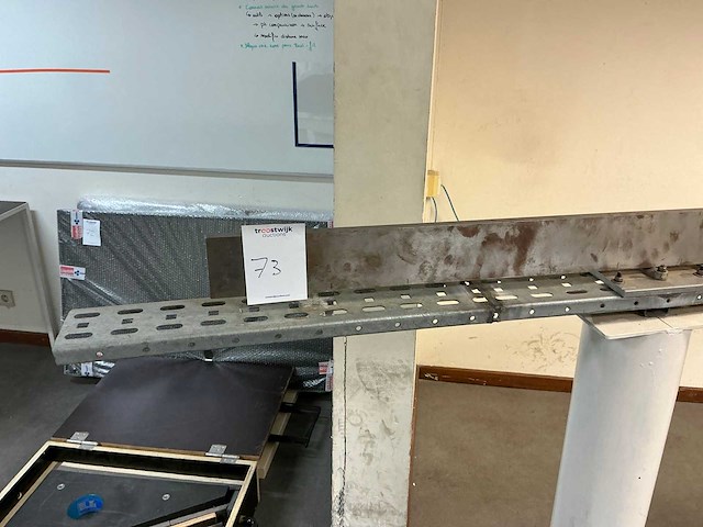 Meetlat op stalen onderbouw - afbeelding 2 van  8