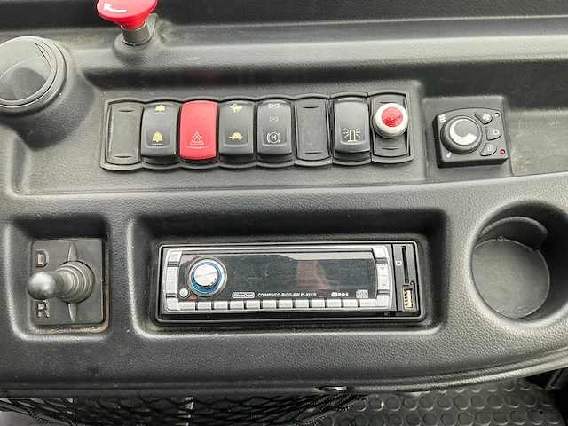 Mega electric service- en transportvoertuig - afbeelding 4 van  5