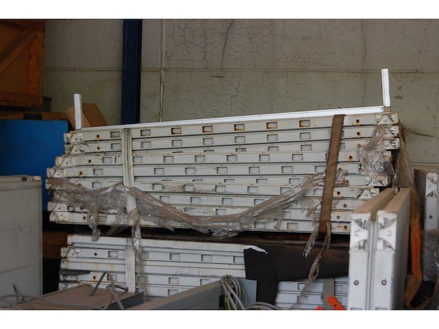 Megalift - 1997 - 9393/50/5810 - paternosterkast - afbeelding 1 van  9