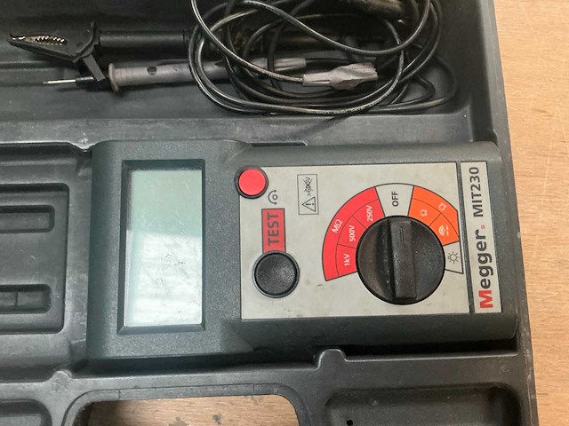 Megger mit 230 verlies stroom meter - afbeelding 2 van  4