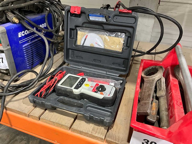 Megger mit410/2 isolatieweerstandmeter - afbeelding 1 van  6