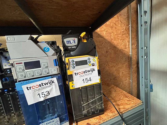 Mei - cf 7000 - verkoopautomaat - afbeelding 1 van  4
