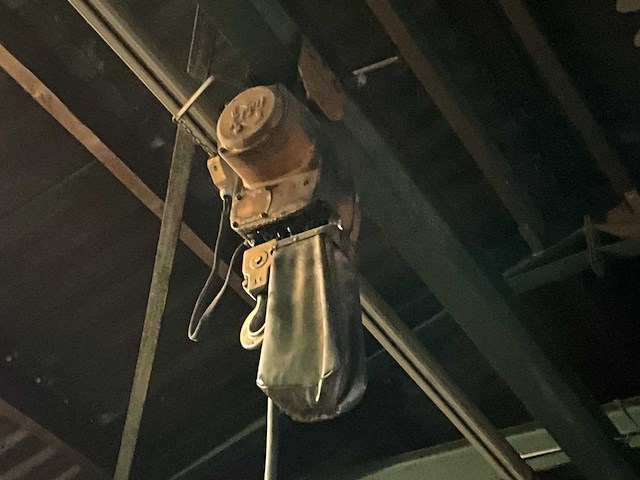 Meili ef2 elektrische kettingtakel - afbeelding 2 van  6