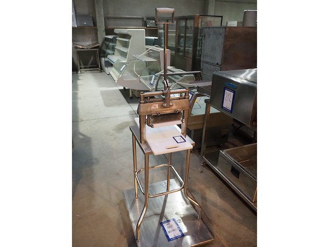 Melior-ganda - afbeelding 1 van  12