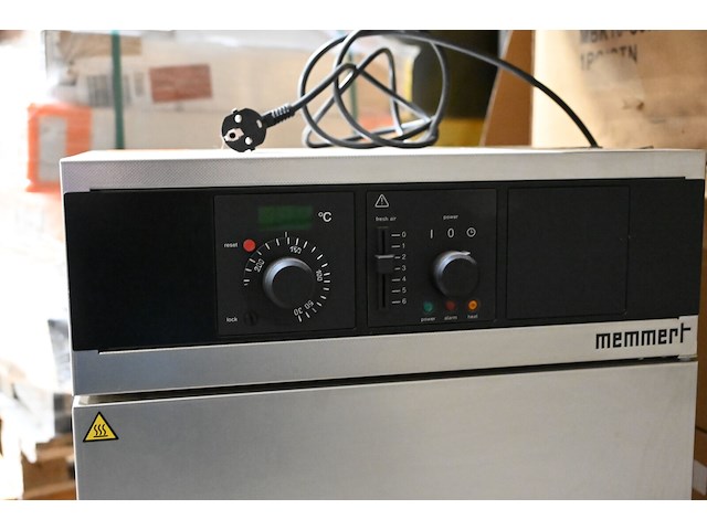 Memmert labo oven - afbeelding 5 van  5