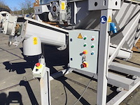 Menger voor voeders - zakkenvuller - afbeelding 6 van  17