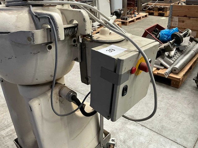 Menger - afbeelding 6 van  11