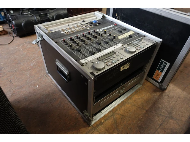 Mengpaneel rodec in flightcase - afbeelding 2 van  8