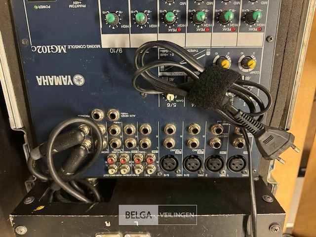 Mengpaneel yamaha mg102c in flightcase - afbeelding 4 van  6