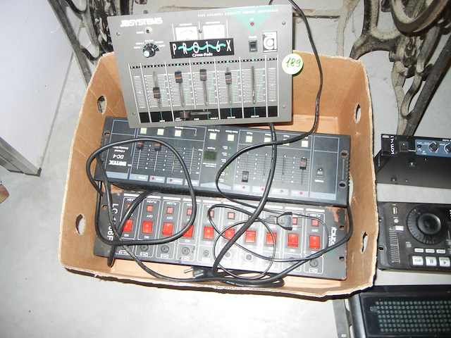 Mengpanelen en besturing audio - jbsystems - afbeelding 1 van  3