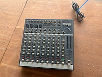 Mengtafel - tascam - analog mixing console - afbeelding 2 van  5