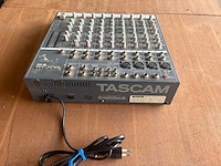 Mengtafel - tascam - analog mixing console - afbeelding 4 van  5