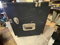Mengtafel - various audio equipment - afbeelding 6 van  8