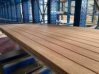 Meranti multiplex met tand/groef (4x)