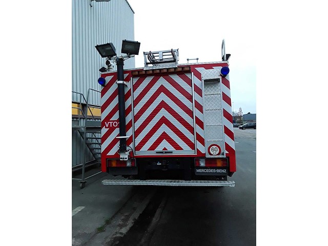 Mercedes - 1222rf - fire fighting trucks - afbeelding 20 van  70