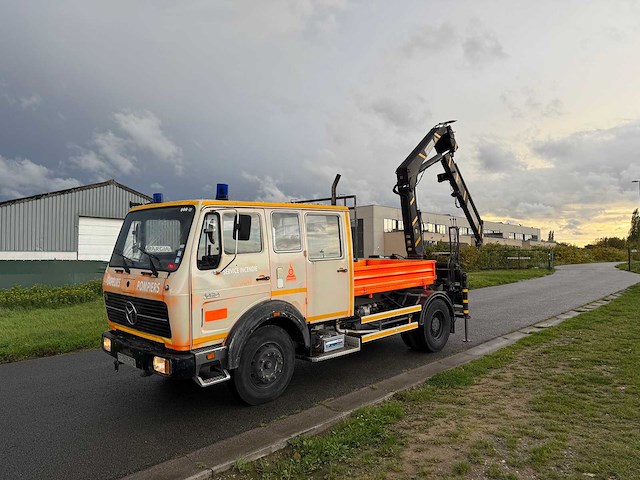 Mercedes - 1979 - 1424 f - brandweerwagen - afbeelding 11 van  43