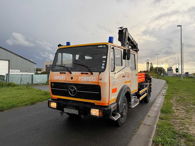 Mercedes - 1979 - 1424 f - brandweerwagen - afbeelding 12 van  33
