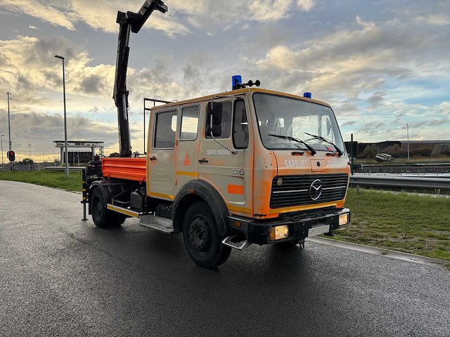 Mercedes - 1979 - 1424 f - brandweerwagen - afbeelding 2 van  28