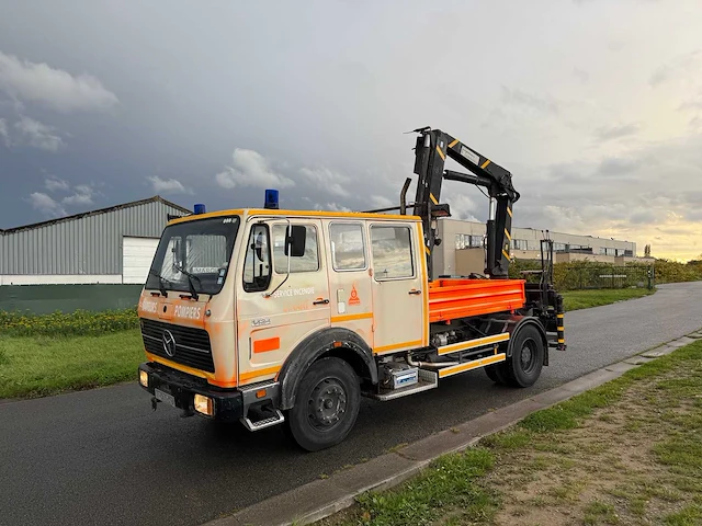 Mercedes - 1979 - 1424 f - brandweerwagen - afbeelding 15 van  43