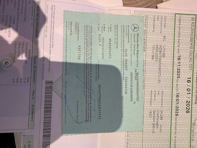 Mercedes - 1995 - 1124 - brandweerwagen - afbeelding 41 van  46