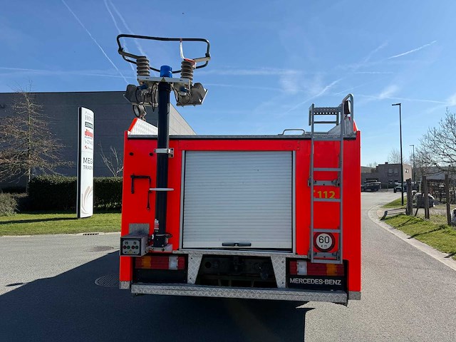 Mercedes - 1995 - 1124 - brandweerwagen - afbeelding 5 van  36