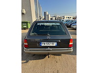 Mercedes - 1995 - e250td - w124 - personenauto - afbeelding 12 van  16