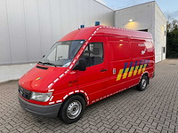 Mercedes - 1998 - 312 d - brandweerwagen - afbeelding 1 van  34