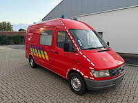 Mercedes - 1998 - 312 d - brandweerwagen - afbeelding 31 van  34