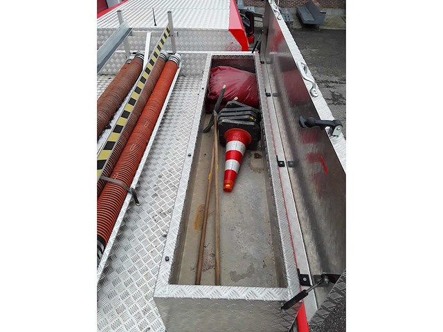 Mercedes - 1999 - e1124f/13,5 - brandweerwagen - afbeelding 27 van  50