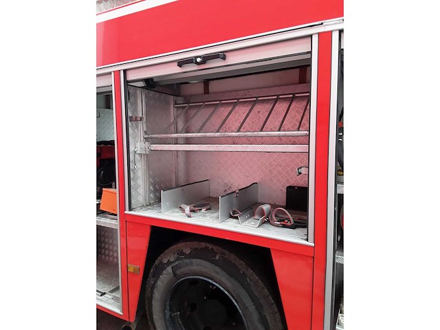 Mercedes - 1999 - e1124f/13,5 - brandweerwagen - afbeelding 32 van  50