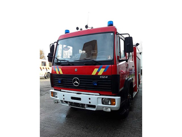 Mercedes - 1999 - e1124f/13,5 - brandweerwagen - afbeelding 23 van  50