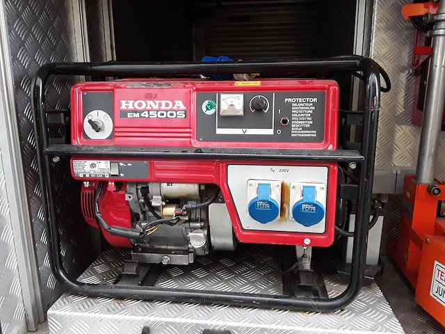 Mercedes - 1999 - e1124f/13,5 - brandweerwagen - afbeelding 35 van  50