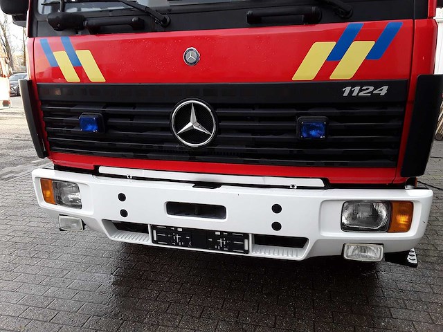 Mercedes - 1999 - e1124f/13,5 - brandweerwagen - afbeelding 34 van  50