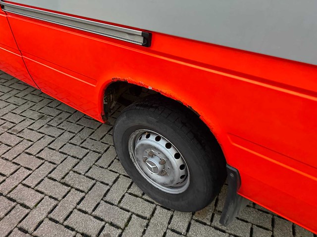 Mercedes - 2000 - 312 d - brandweerwagen - afbeelding 7 van  35