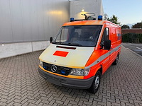 Mercedes - 2000 - 312 d - brandweerwagen - afbeelding 28 van  35