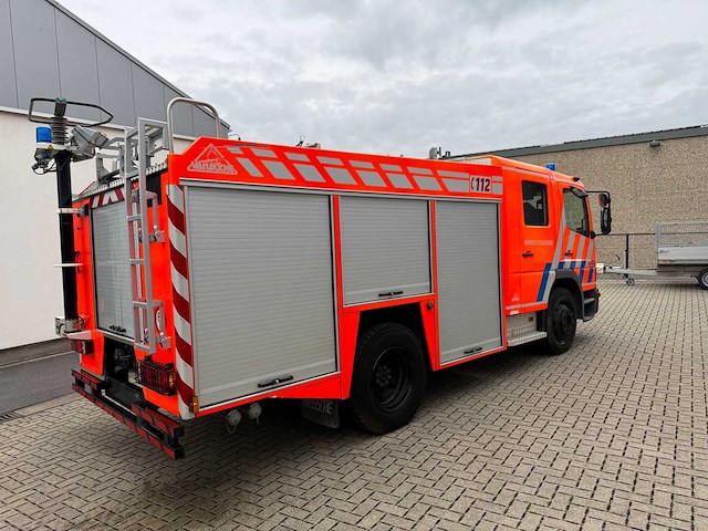 Mercedes - 2000 - atego 1325 f - brandweerwagen - afbeelding 2 van  46