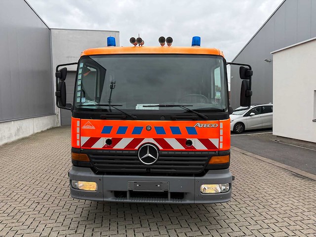 Mercedes - 2000 - atego 1325 f - brandweerwagen - afbeelding 44 van  46